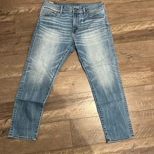 Mens American eagle airflex + temp tech athletic fit